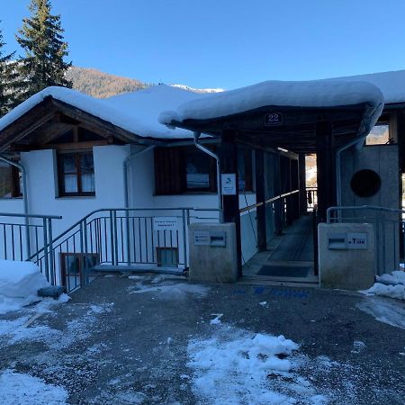 Appartement Haus Im Turm à Bad Kleinkirchheim Extérieur photo