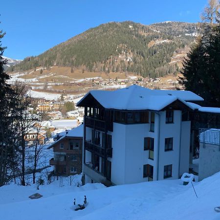 Appartement Haus Im Turm à Bad Kleinkirchheim Extérieur photo