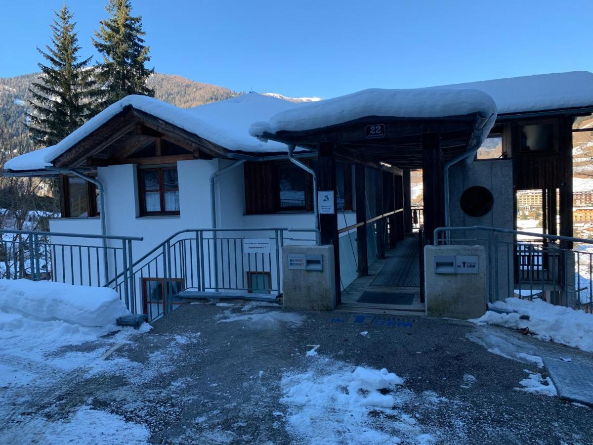 Appartement Haus Im Turm à Bad Kleinkirchheim Extérieur photo