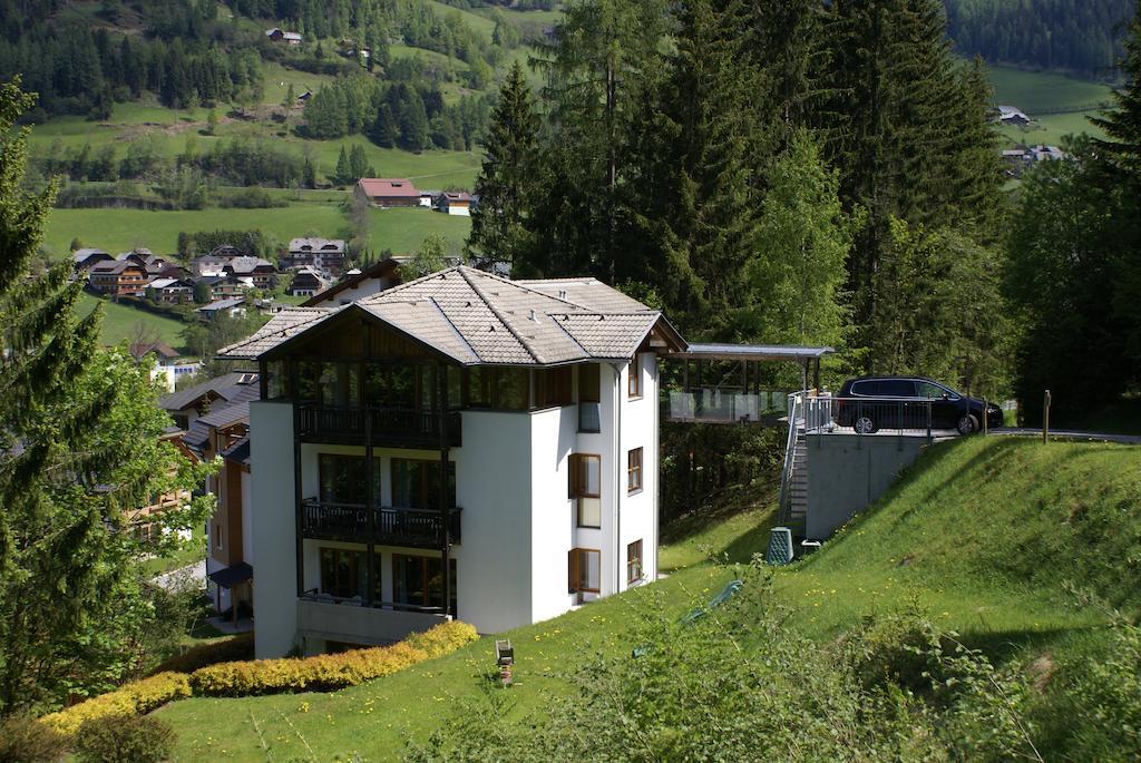 Appartement Haus Im Turm à Bad Kleinkirchheim Extérieur photo